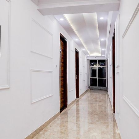 Townhouse Hotel Grand Emporio By Sbg Near Vaishali Metro Station Ghaziabad Extérieur photo